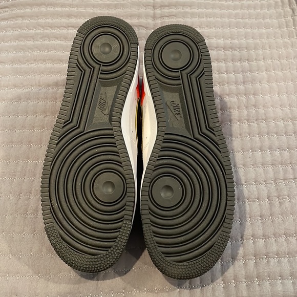 Nike Air Force 1 Low Roswell Raygun - White/Orange/Black - Men’s size 10.5 - Picture 11 of 11